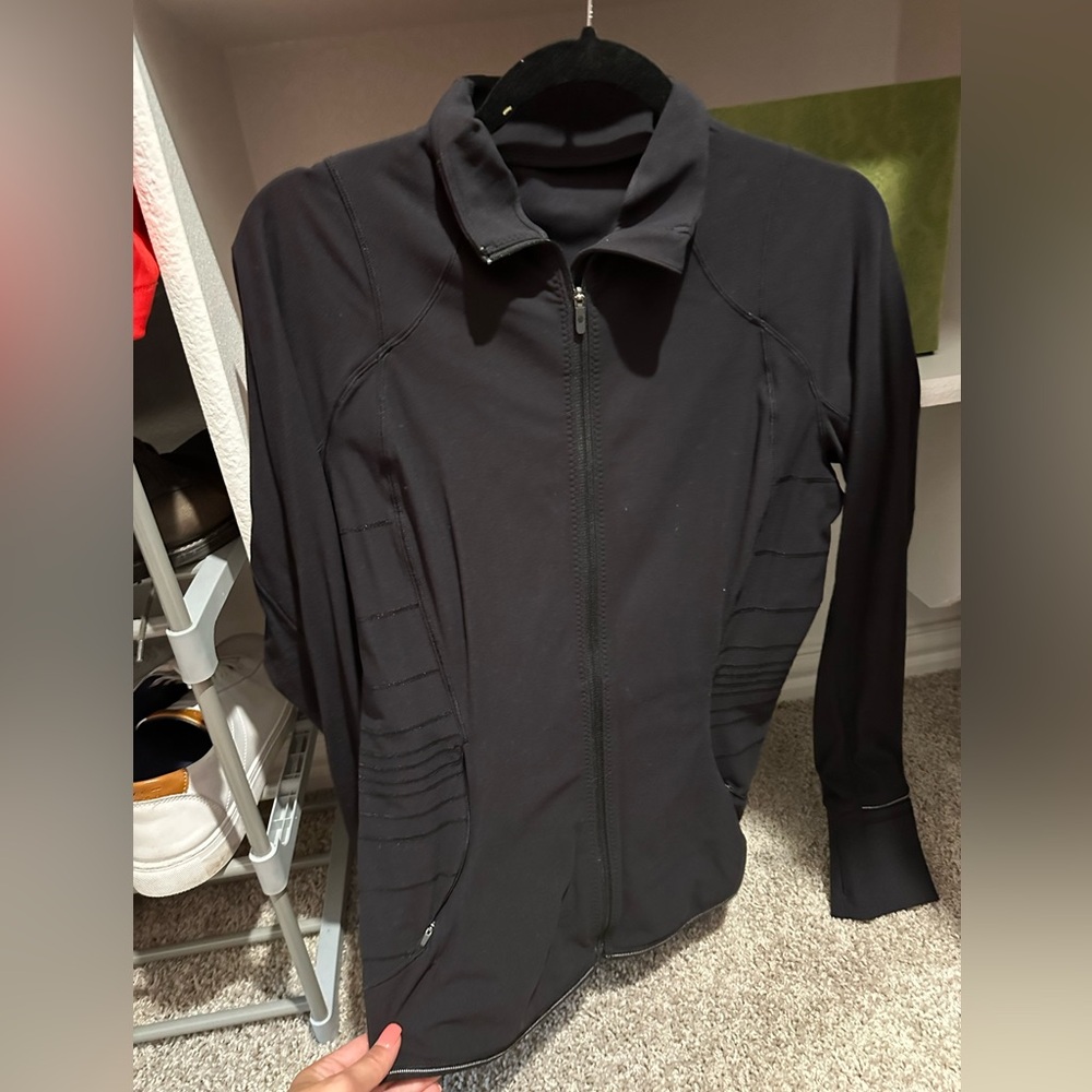 Define Lululemon Jacket